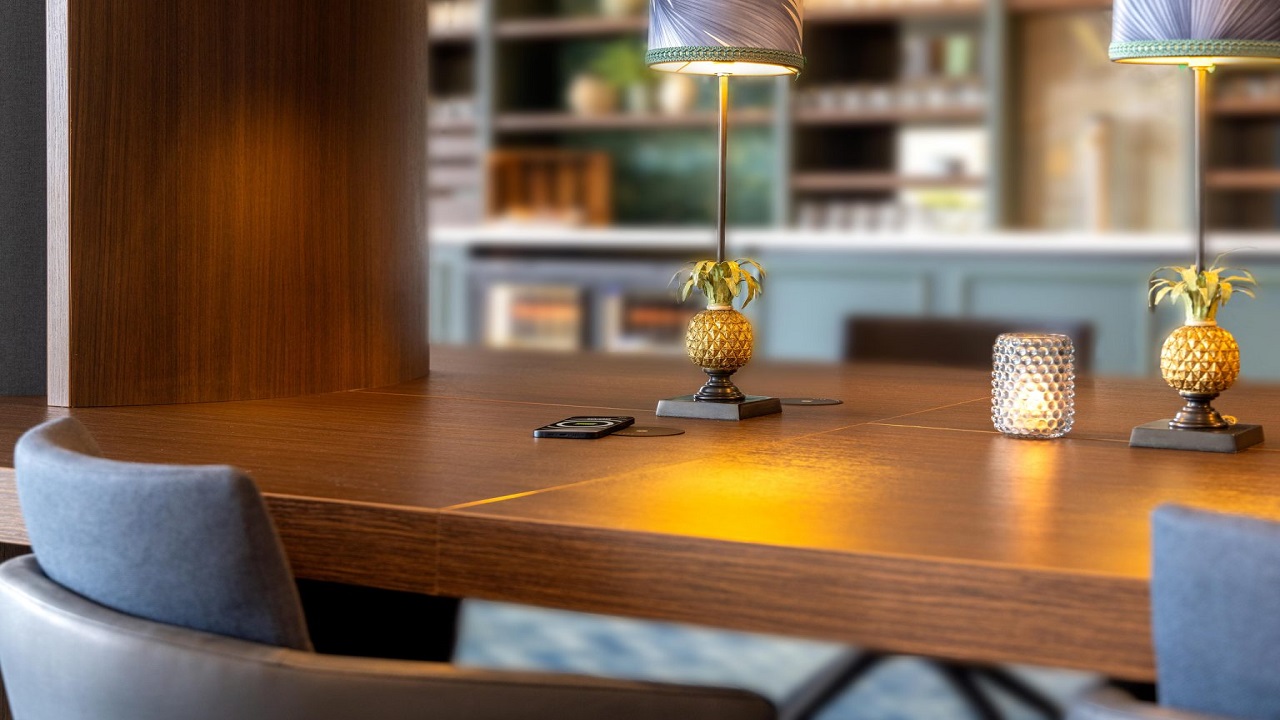 Integrated Technology in Dining Tables: Wireless Charging and More